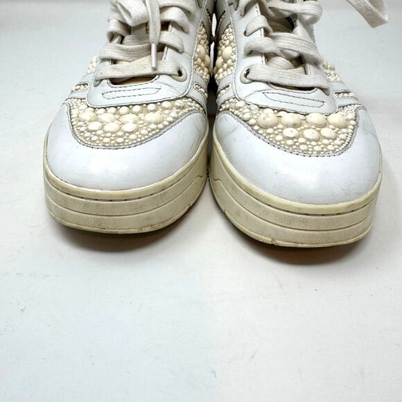 Jimmy Choo Hawaii Leather Pearl Sneakers Shoes 37.5 7.5 White Embellished - Picture 7 of 12